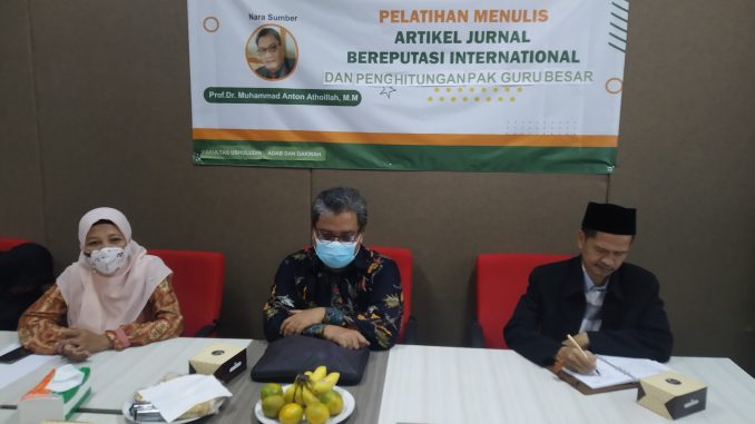 ILHA Gelar Pelatihan Menulis Jurnal Bereputasi International